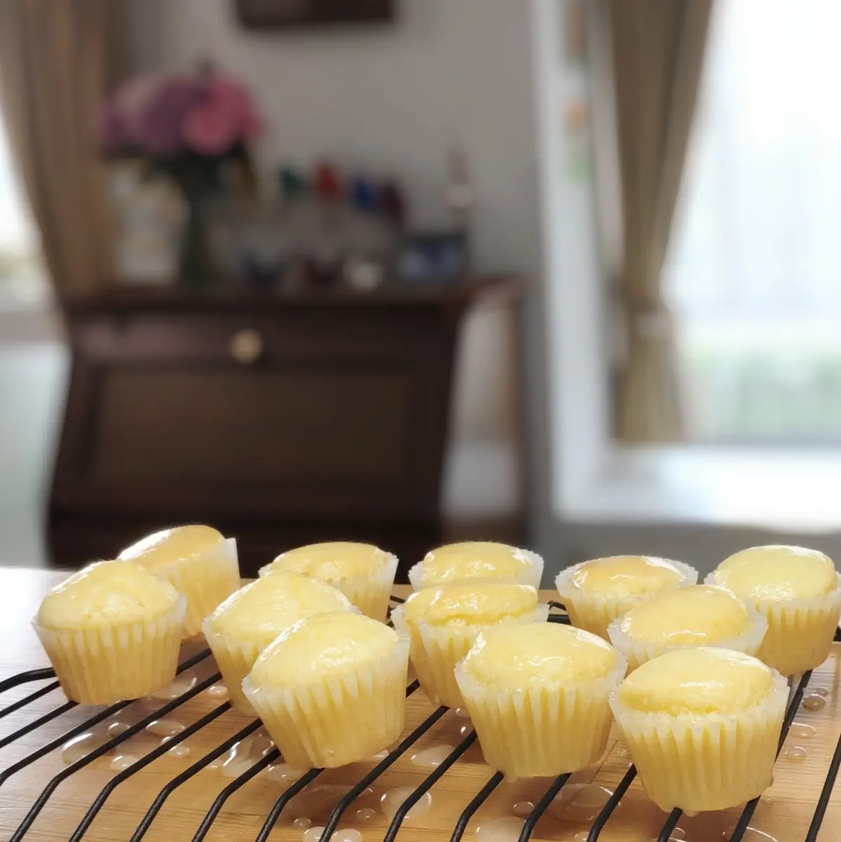 お菓子作り　クランベリー　アーモンドプードル　米粉　卵　甜菜糖　太白ごま油