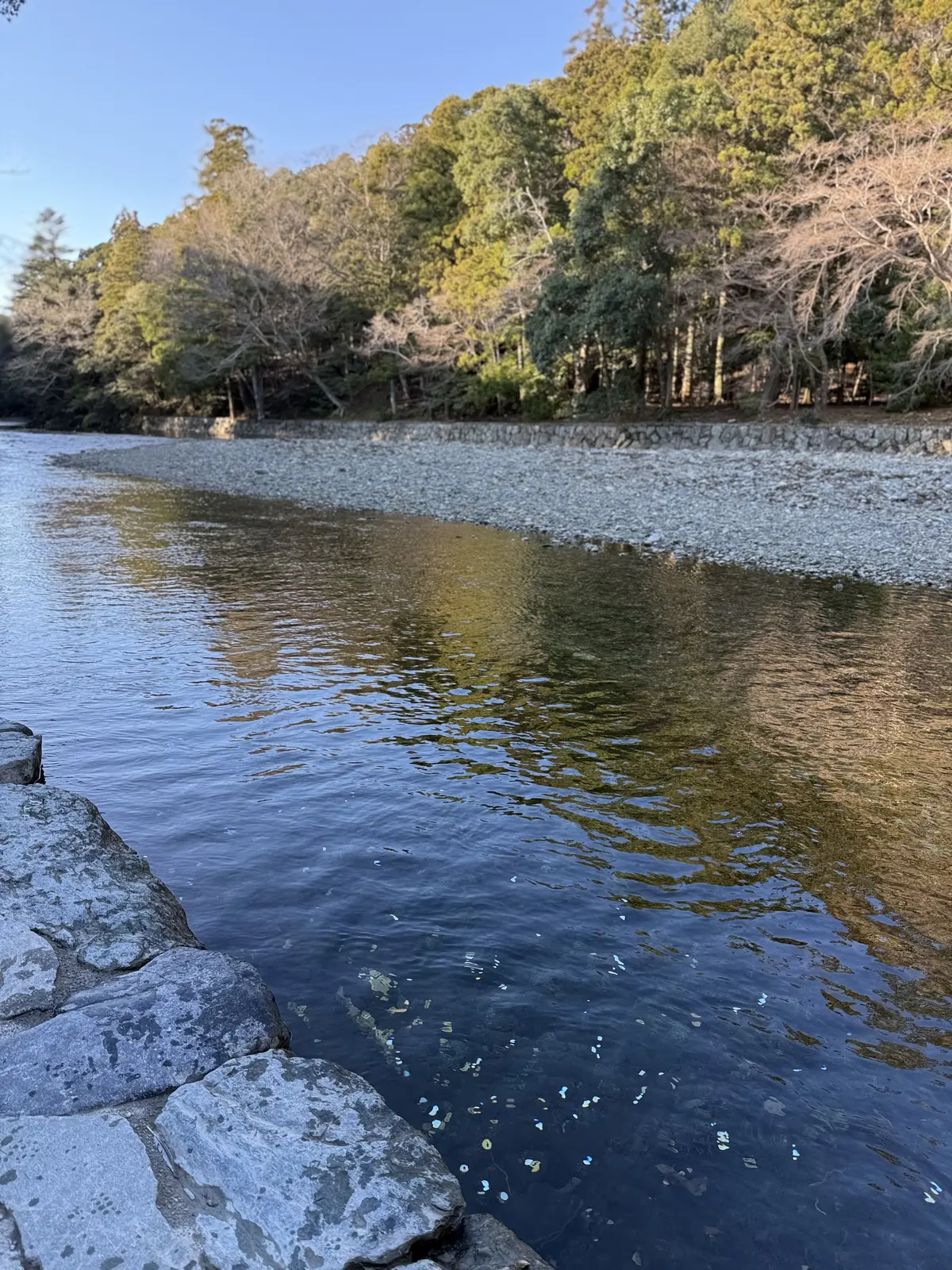 伊勢神宮　初詣　早朝初詣　午年　神馬　参拝　三重県　初日の出　ご来光　朝日　五十鈴川　荒祭宮　おかげ横丁　赤福　赤福本店　赤福餅　二見興玉神社　外宮　　内宮　夫婦岩　二見興玉神社　おみくじ　大吉　2026年　日の出　五十鈴川