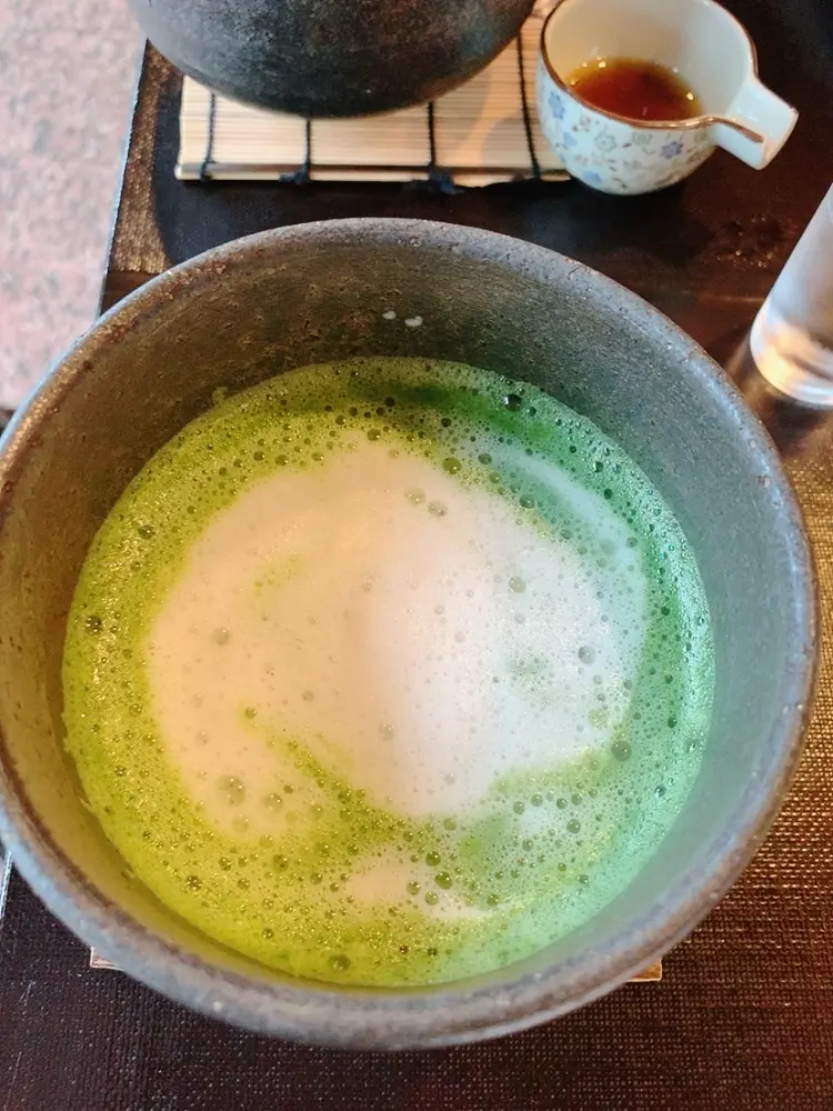 秋色ワンピースコーデでおでかけの画像_5