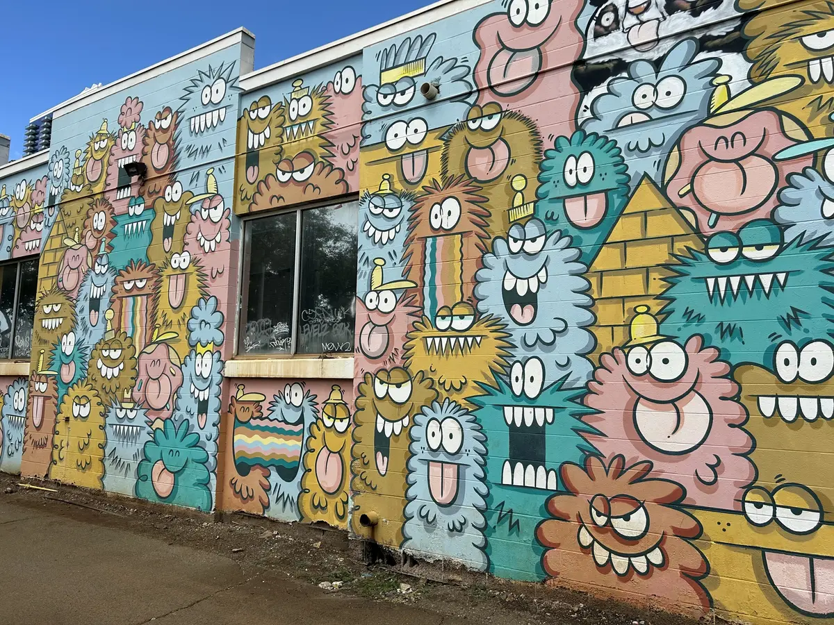 カカアコ　ウォールアート　アクセス　Kaka’ako Wall Art