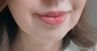 ディオールの新・リップ マキシマイザー001を唇に塗った時の色味