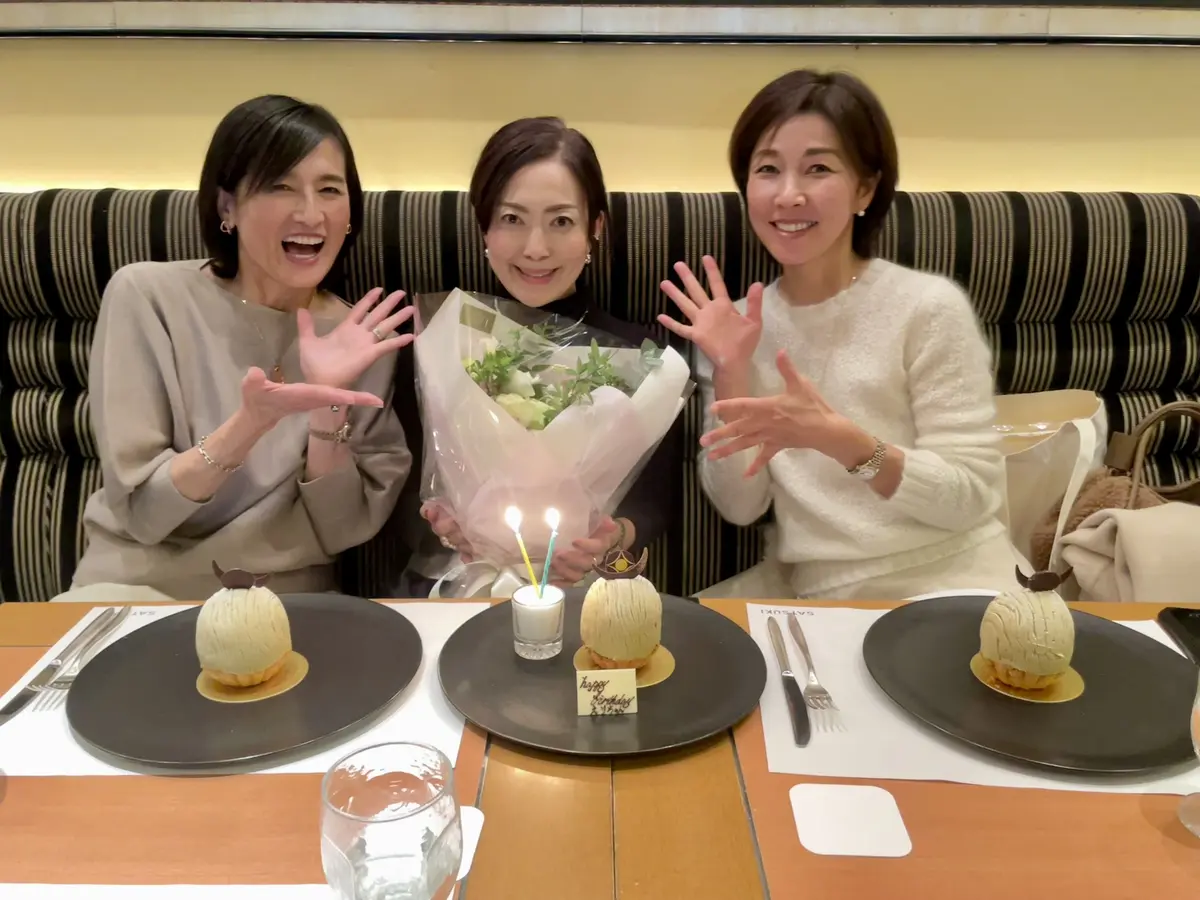 冬の白コーデの画像_4