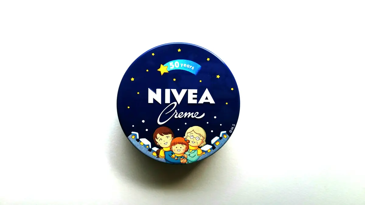 さくらももこさんデザインのNIVEAの画像_1