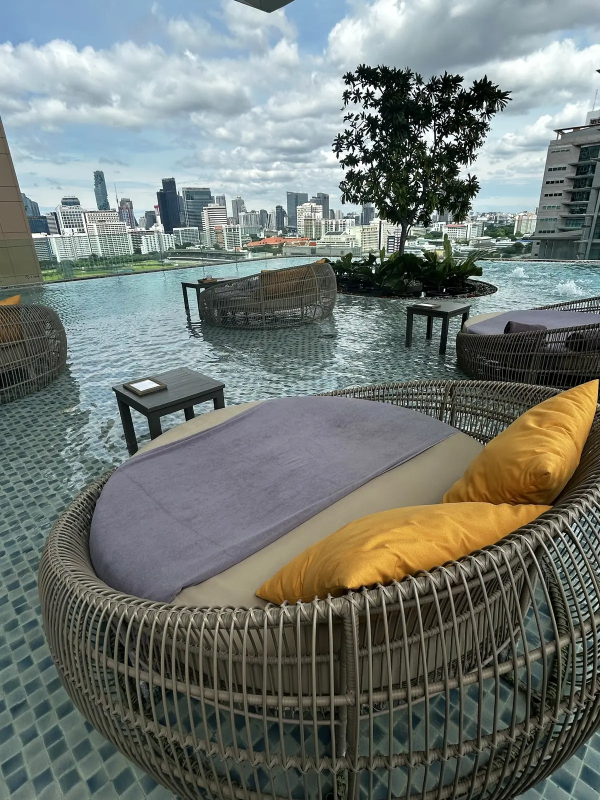 ウォルドーフ・アストリア・バンコク　　Waldorf Astoria Bangkok　タイ