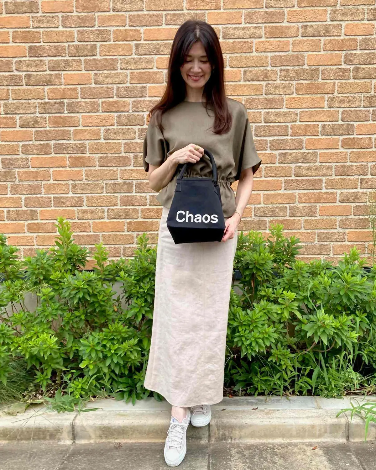 おしゃれなアラフィーのお気に入りバッグ「カオス×エクラ」黒バスケット型トート