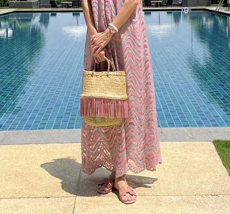 カゴバッグピンクコーデ