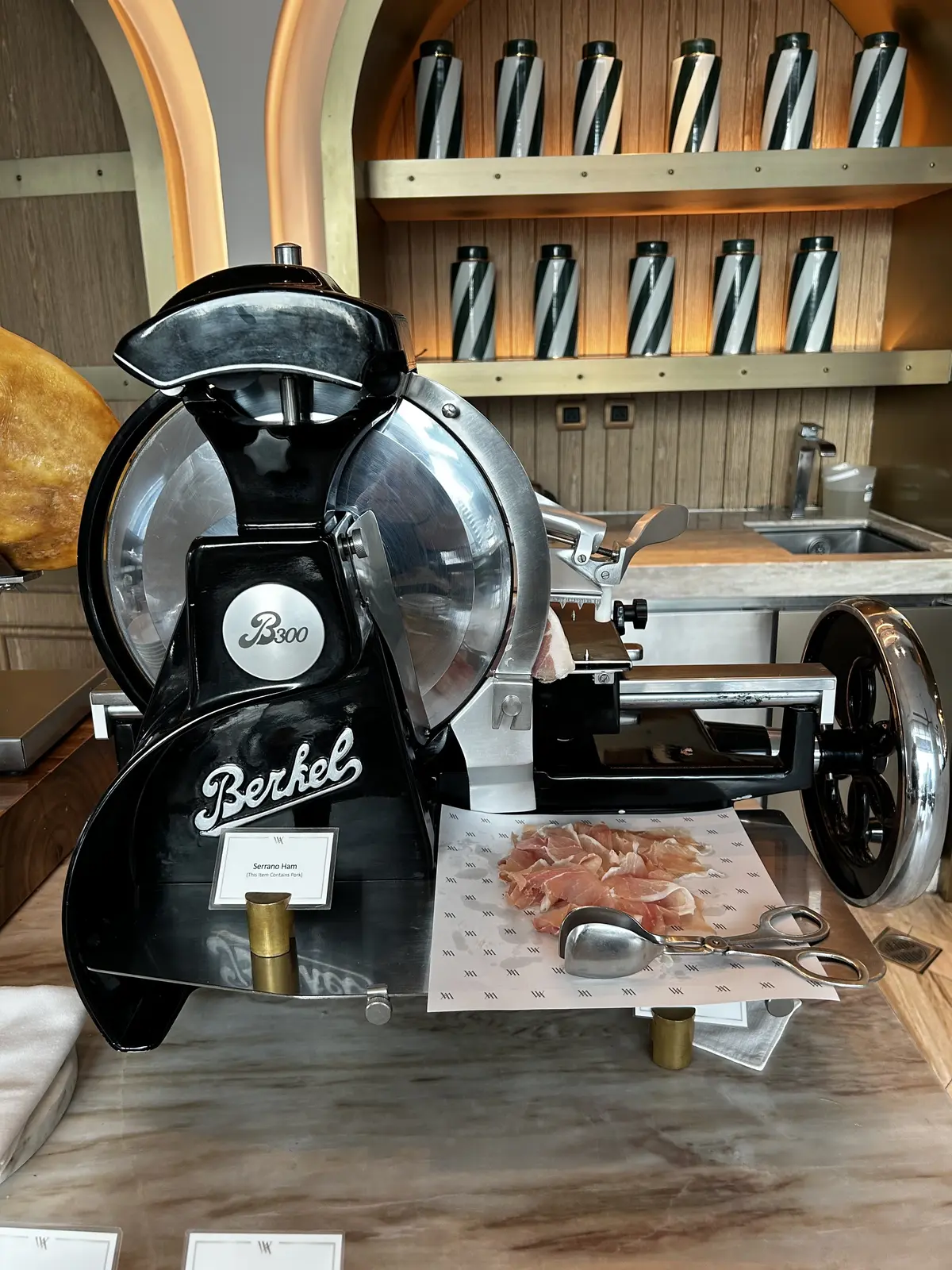 ウォルドーフアストリアの朝食　　Waldorf Astoria Bangkok