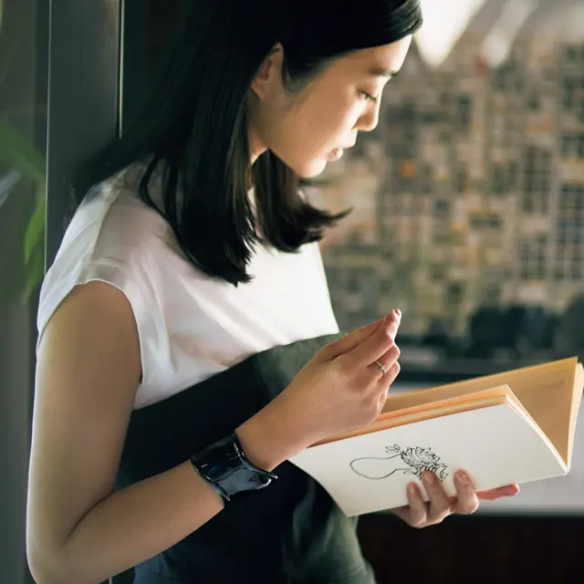 Tiffany&Co.《ティファニー》バングル「エルサ・ペレッティ ボーン カフ」