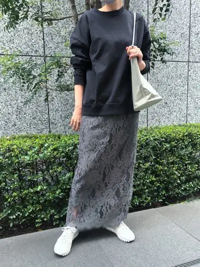 徳原文子×eclat レーススカート ￥36,300（税込）