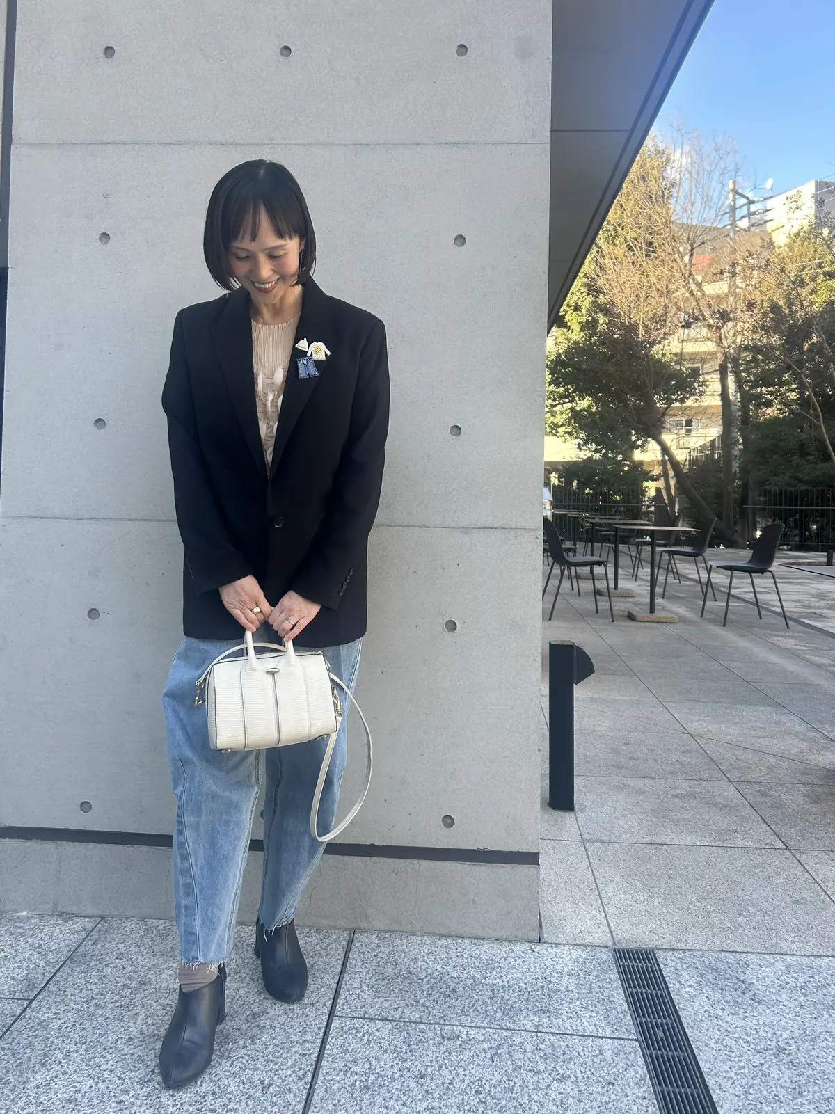 胸元のお洒落　デニムスタイルにデニムのブの画像_1