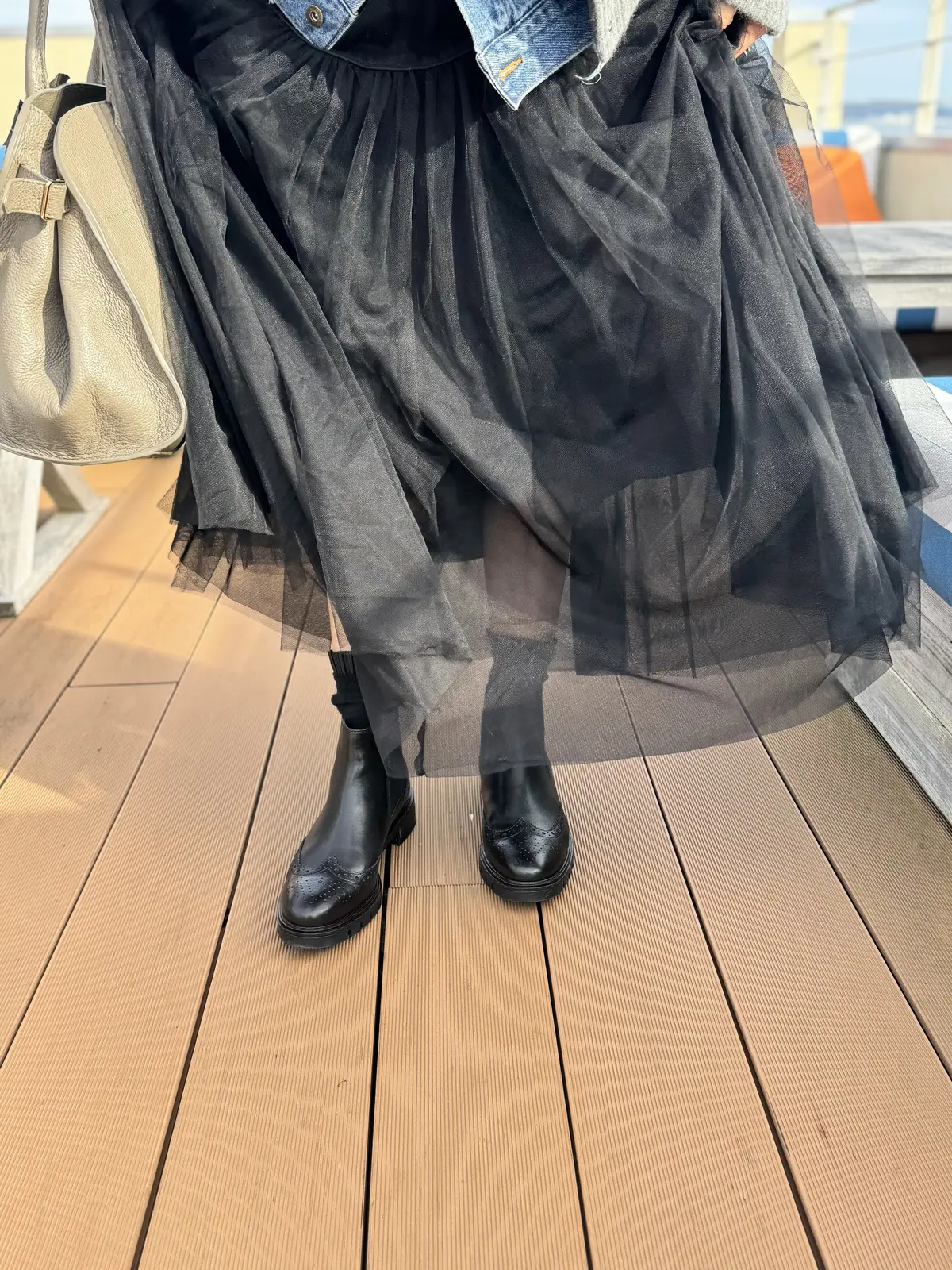 ハーフコートで秋の装いをアップデートの画像_8