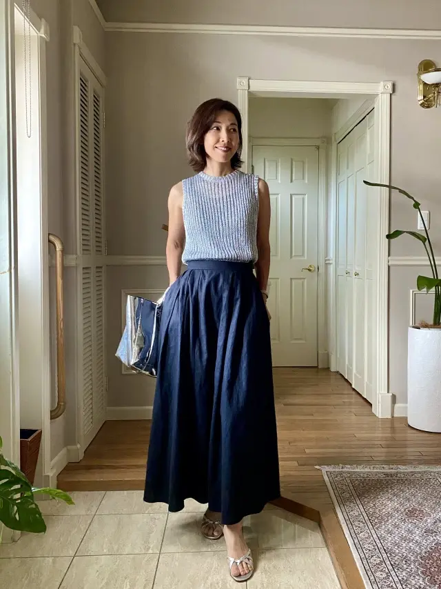 シルバー×ブラックコーデの画像_1