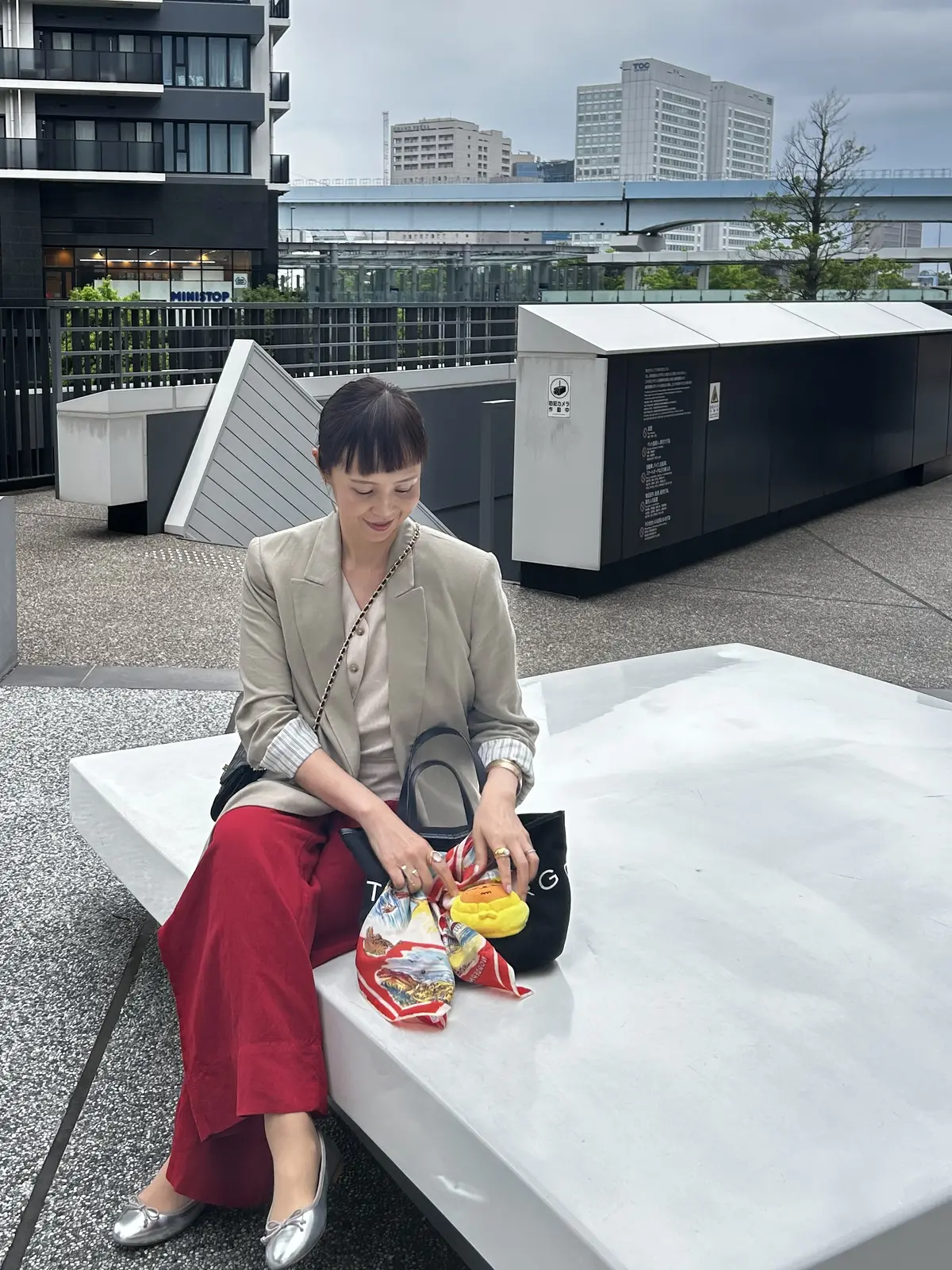 【H&M】これからの季節は麻混のパンツがの画像_10