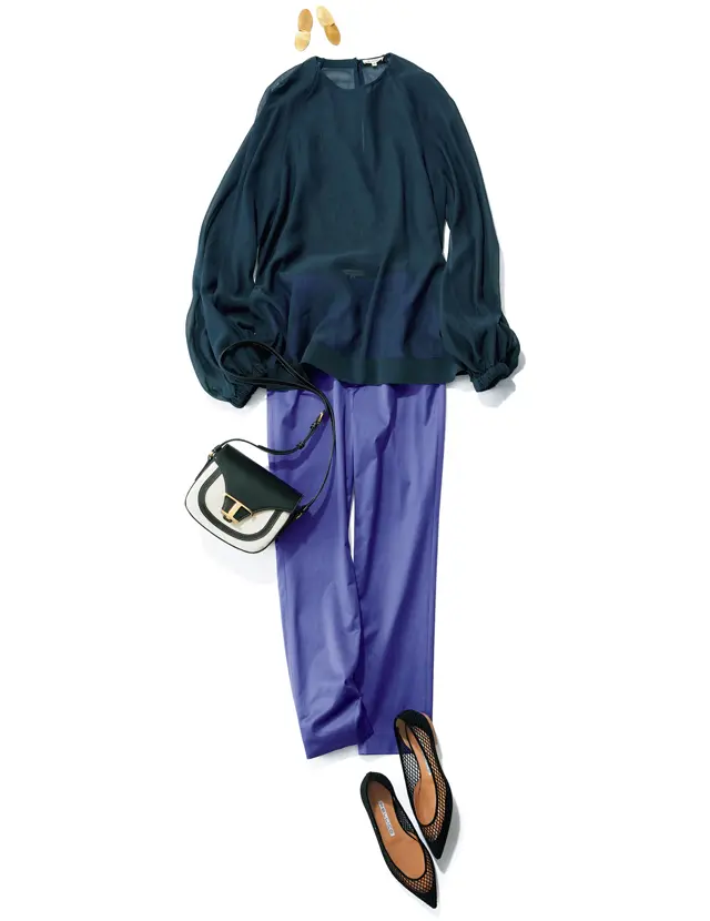 気品漂うパープルの リュクスなムードでお出かけ