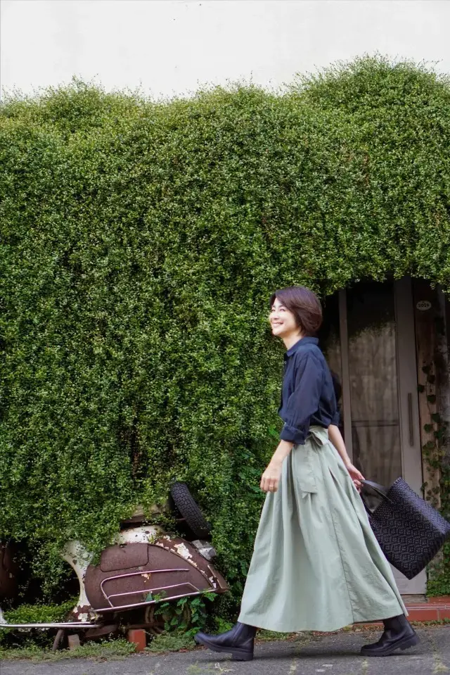 華組　スカートコーデ