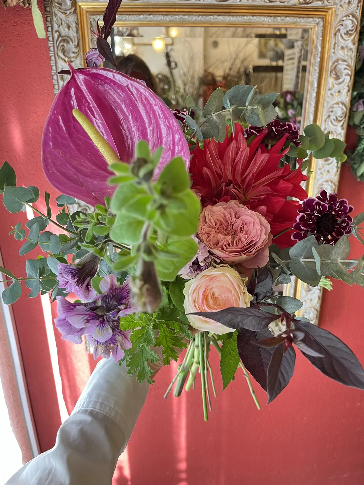 カッコいいブーケを束ねにの画像_9