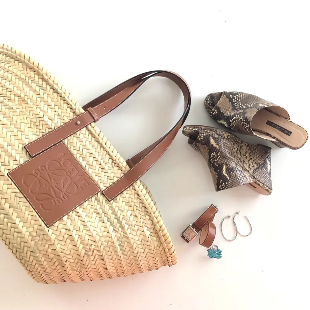 大人のロゴTスタイルの画像_3