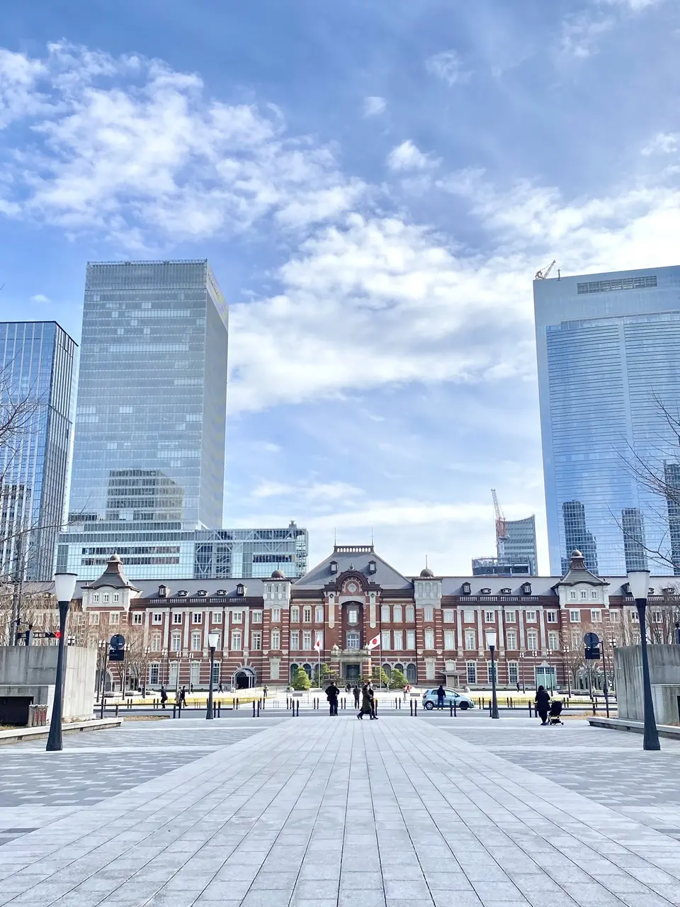 東京駅前