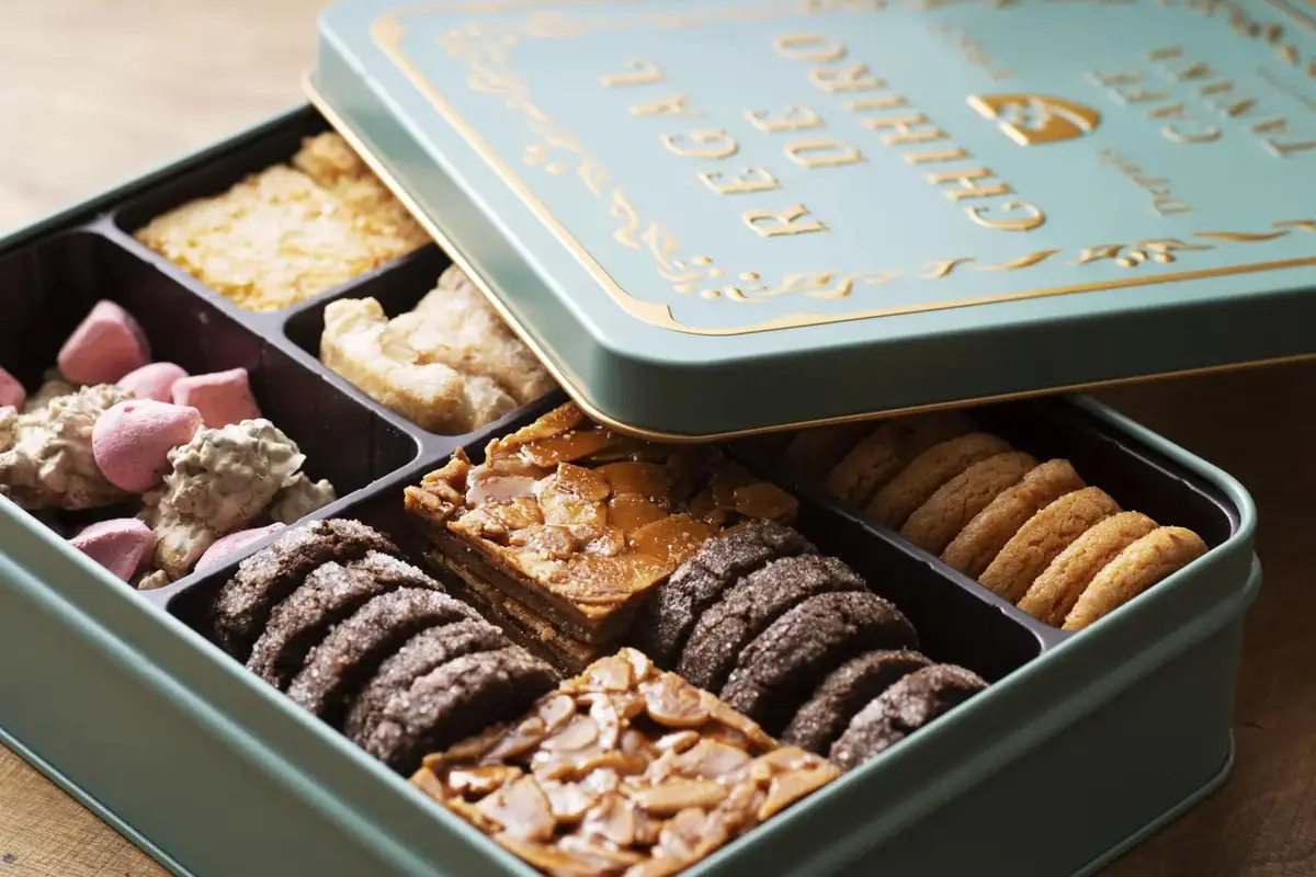 カフェタナカの「レガル・ド・チヒロ　シュクレ缶」