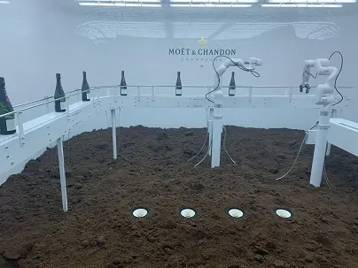 MOËT & CHANDON x AMBの画像_2