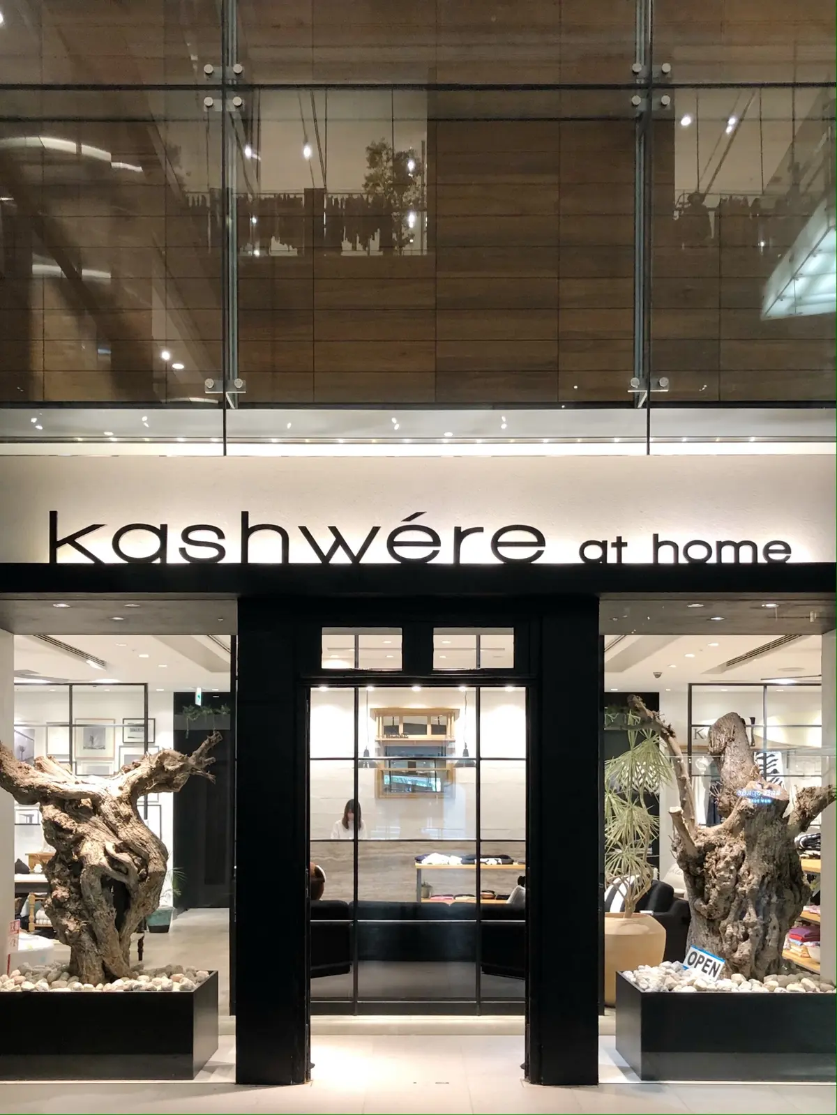 インテリア小物のお買い物の画像_1