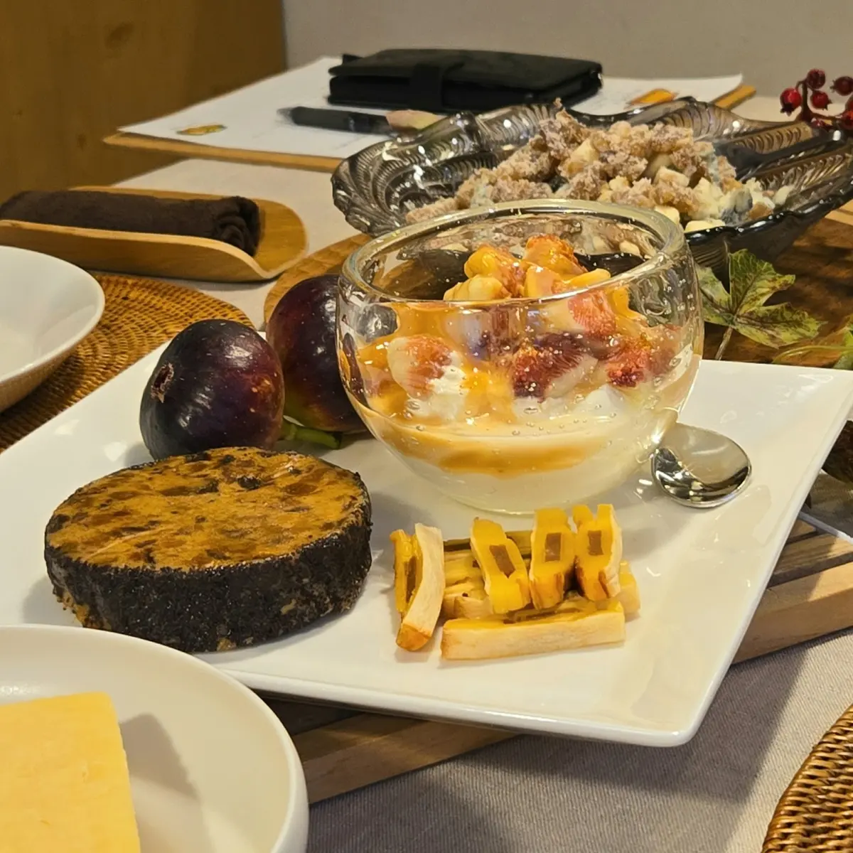 コーディネートで振り返る9月〜残暑は夏服の画像_12