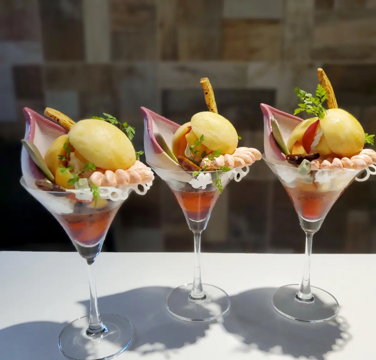 もはや芸術品！桃パフェ@雨虹