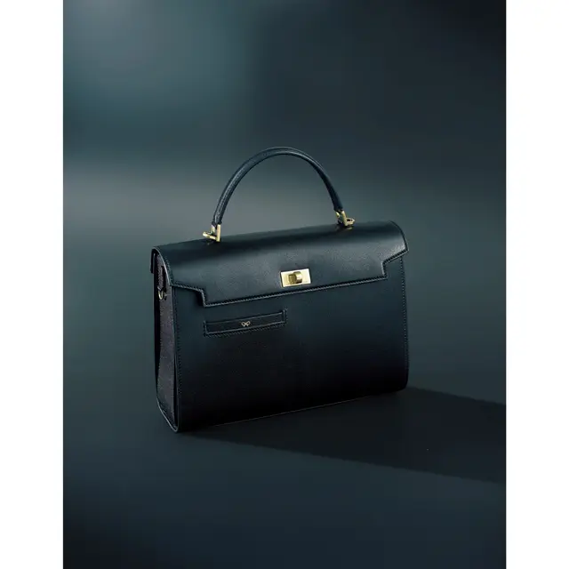 アニヤ・ハインドマーチのトップハンドルバッグ「モティマー」