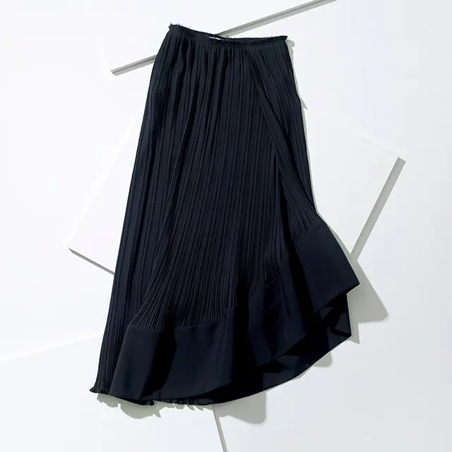 ランバンの アシンメトリーヘムプリーツスカート