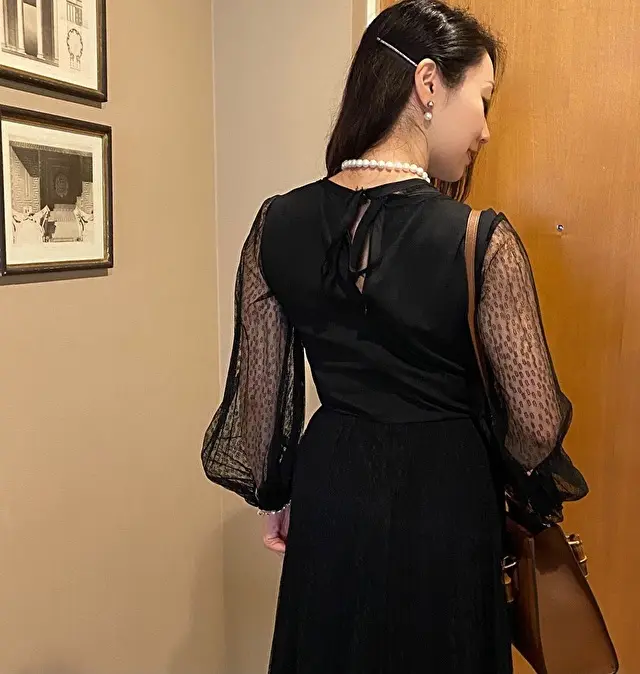 実はバックシャンなワンピース