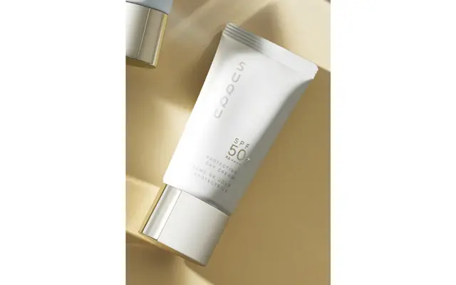 SUQQU プロテクティング デイ クリーム