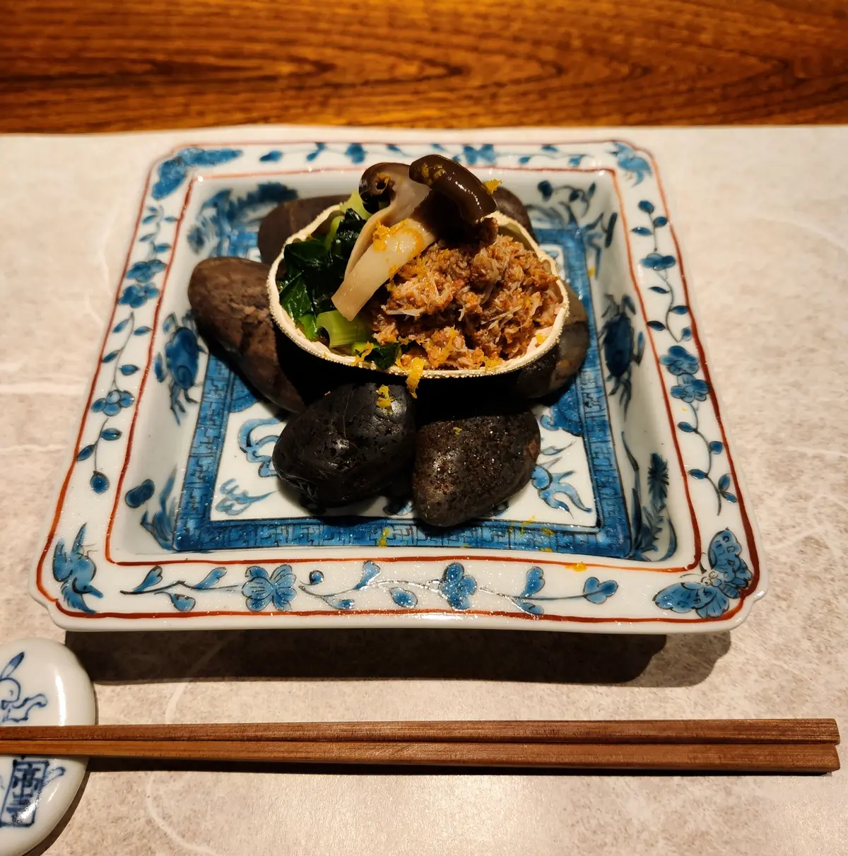 旬の蟹も美味しい。