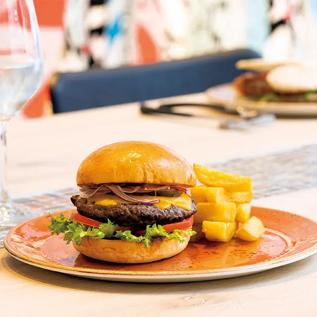 アロフト東京銀座　ザ・ウエアハウスのハンバーガー