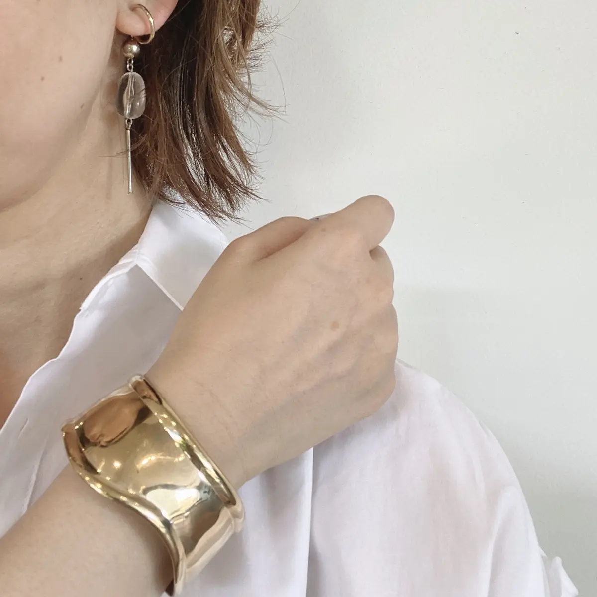 ZARAで見つけた涼やかブラウスの画像_3