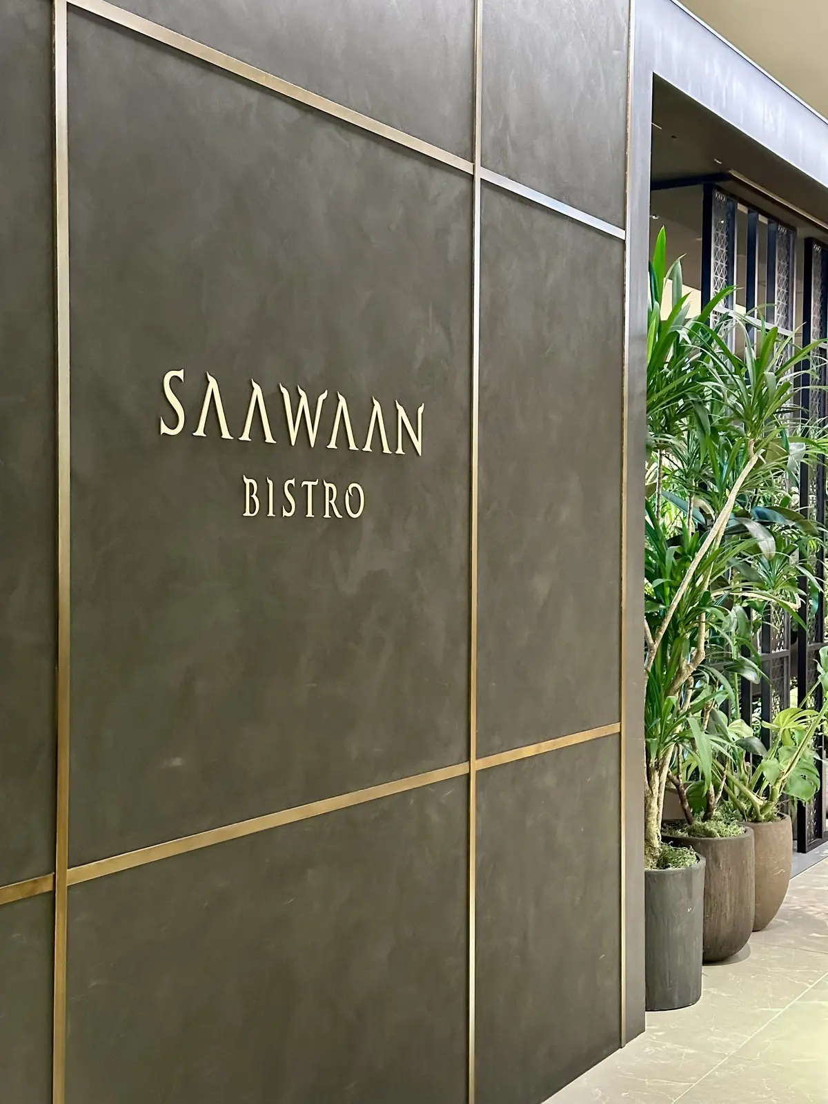 タイ料理店　SAAWAAN BISTRO入口
