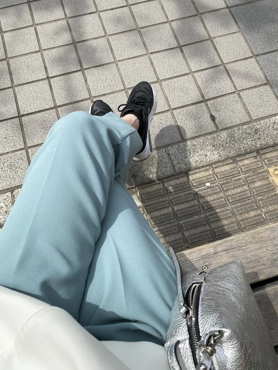 ZARAのカラーパンツ