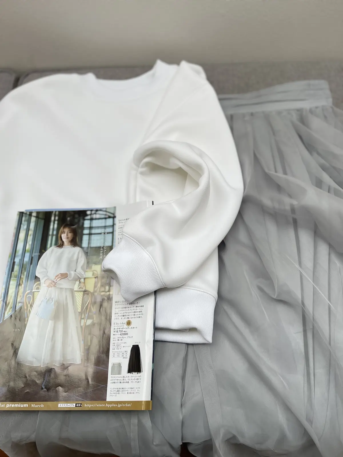 E by éclat「カーヴィースリーブの画像_2