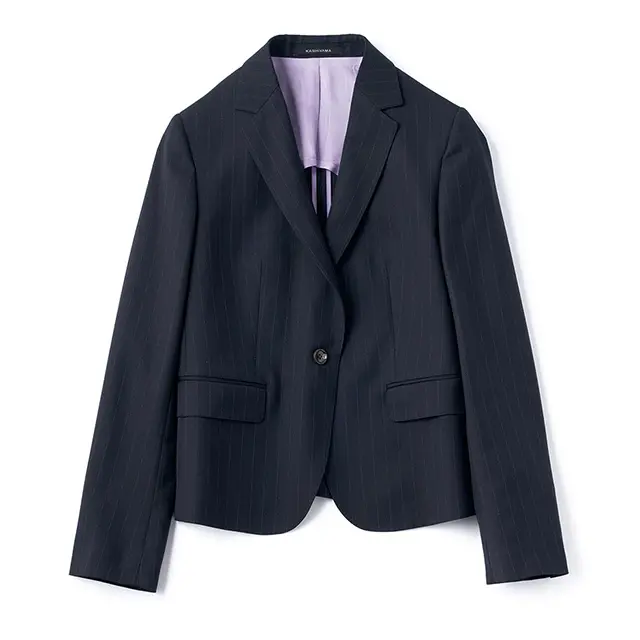 イタリアの名門「TOLLEGNO」社別注 の生地は、美しい風合いが自慢。ジャケット￥ 38,500