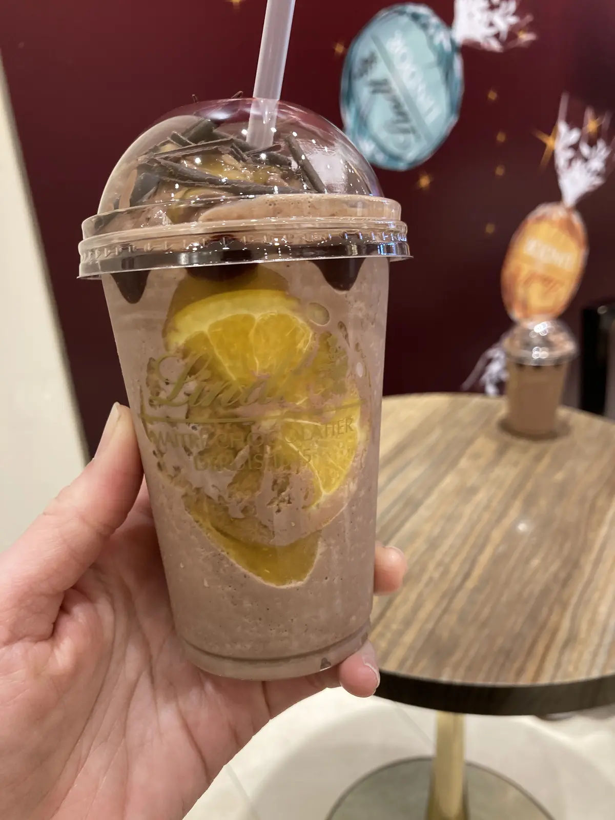 リンツ　ホワイトデー　スィーツ　カフェ