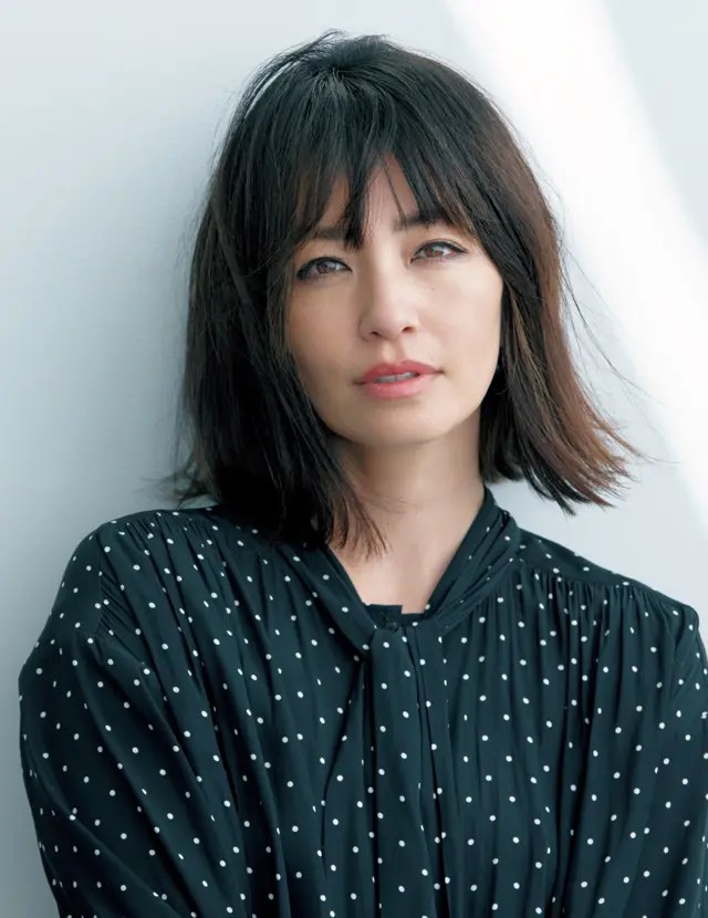 【RINAさんの最新ヘア】デザイン性のある重め×ストレートボブでアレンジ力アップ