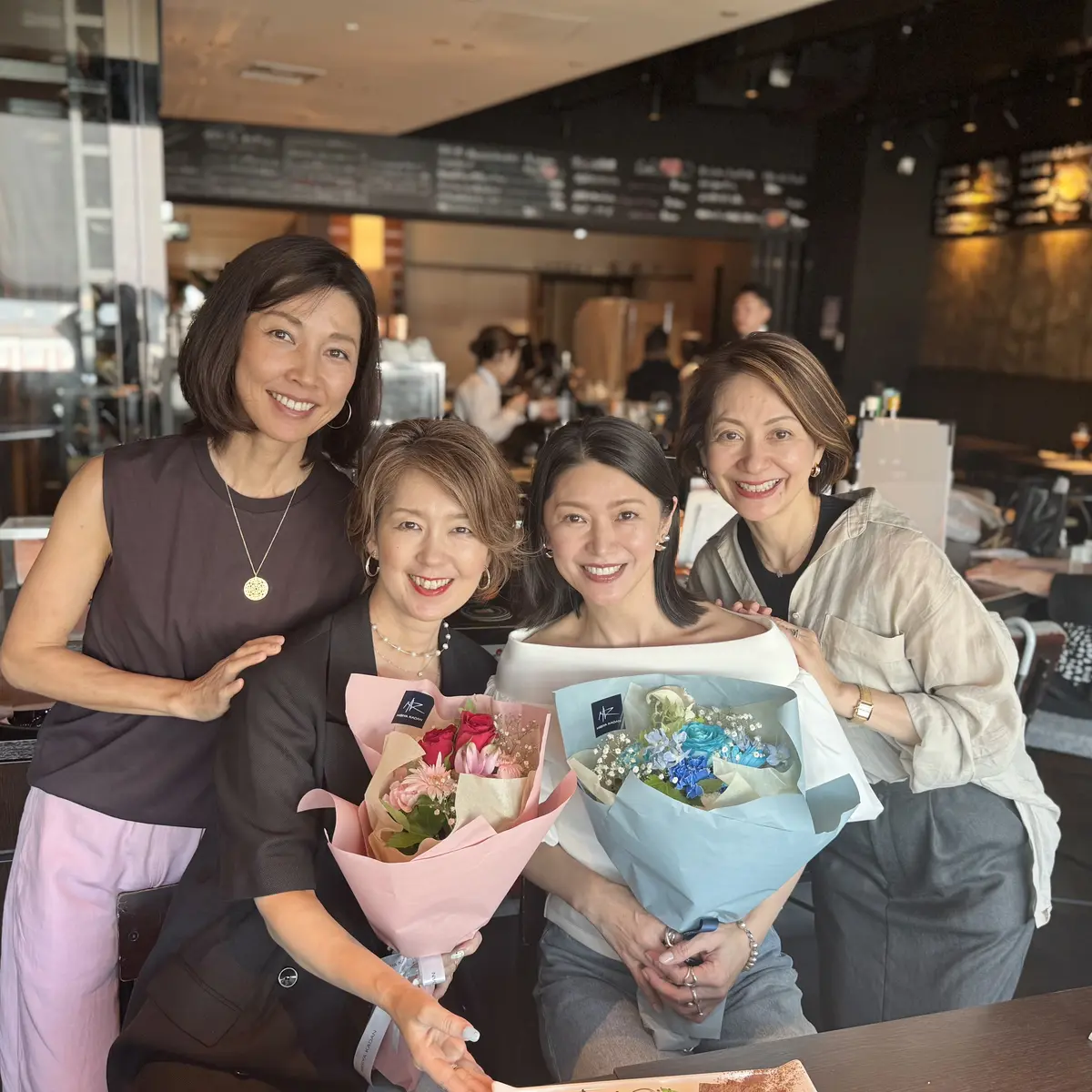 きちんと感も涼しさも〜半袖ジャケットで楽の画像_2