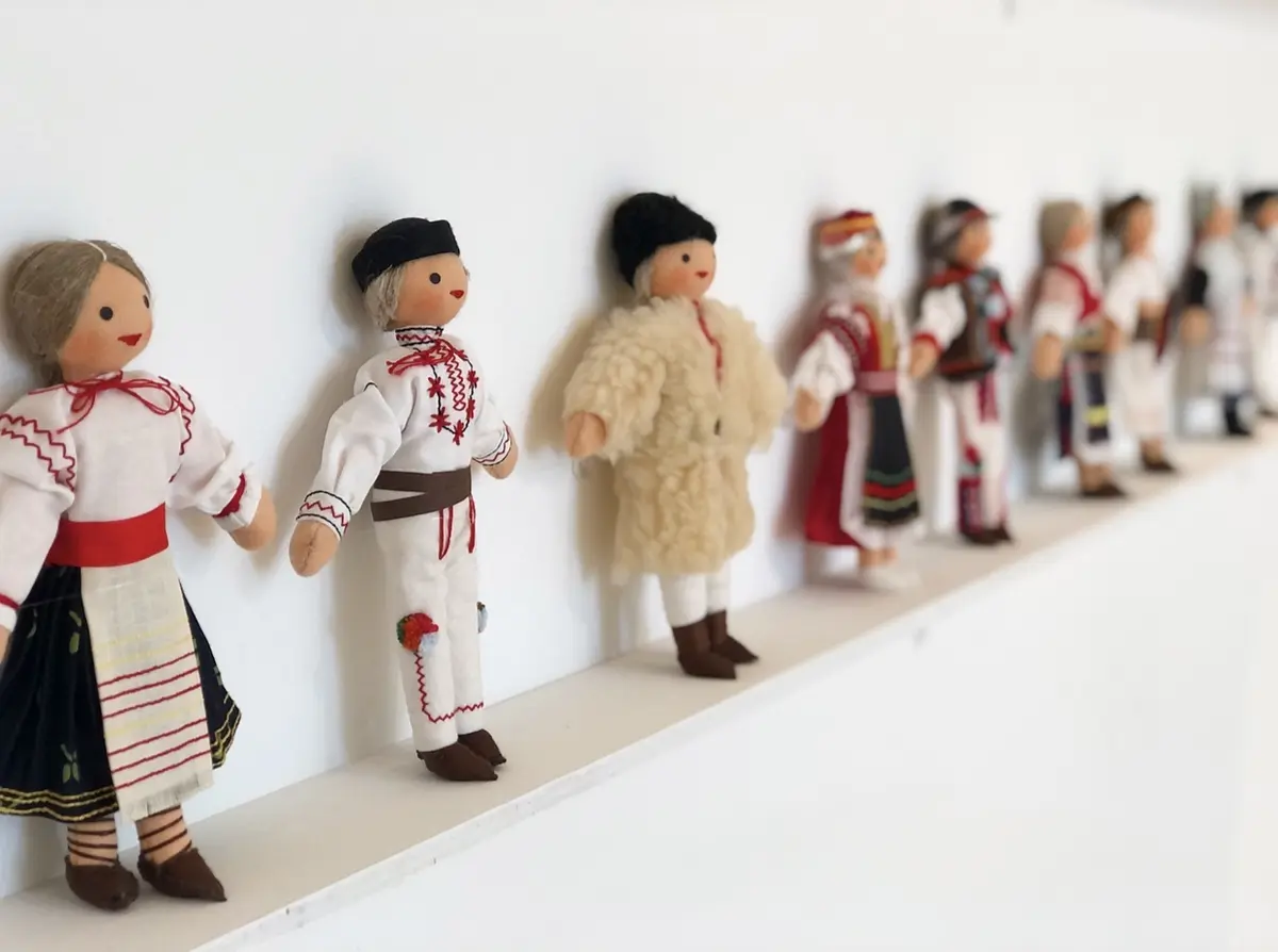 刺繍トップスで、横須賀美術館「糸の世界」の画像_4