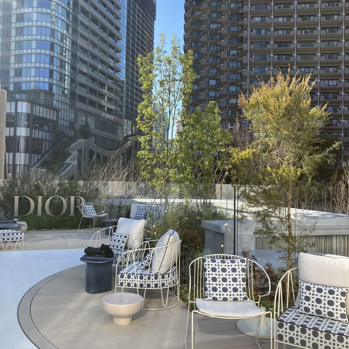 富岡佳子さんも来場！　「ディオール 麻布の画像_8