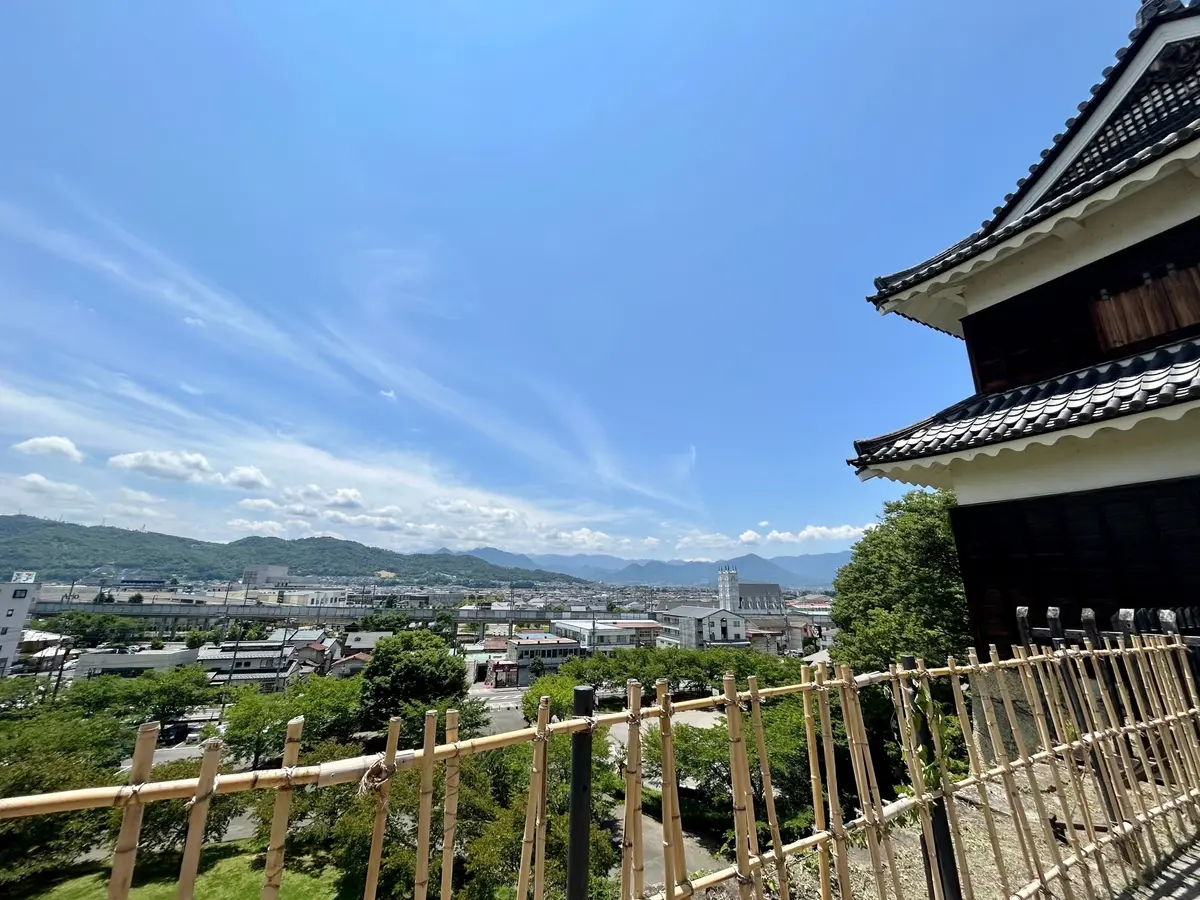 上田城跡から見た上田市内