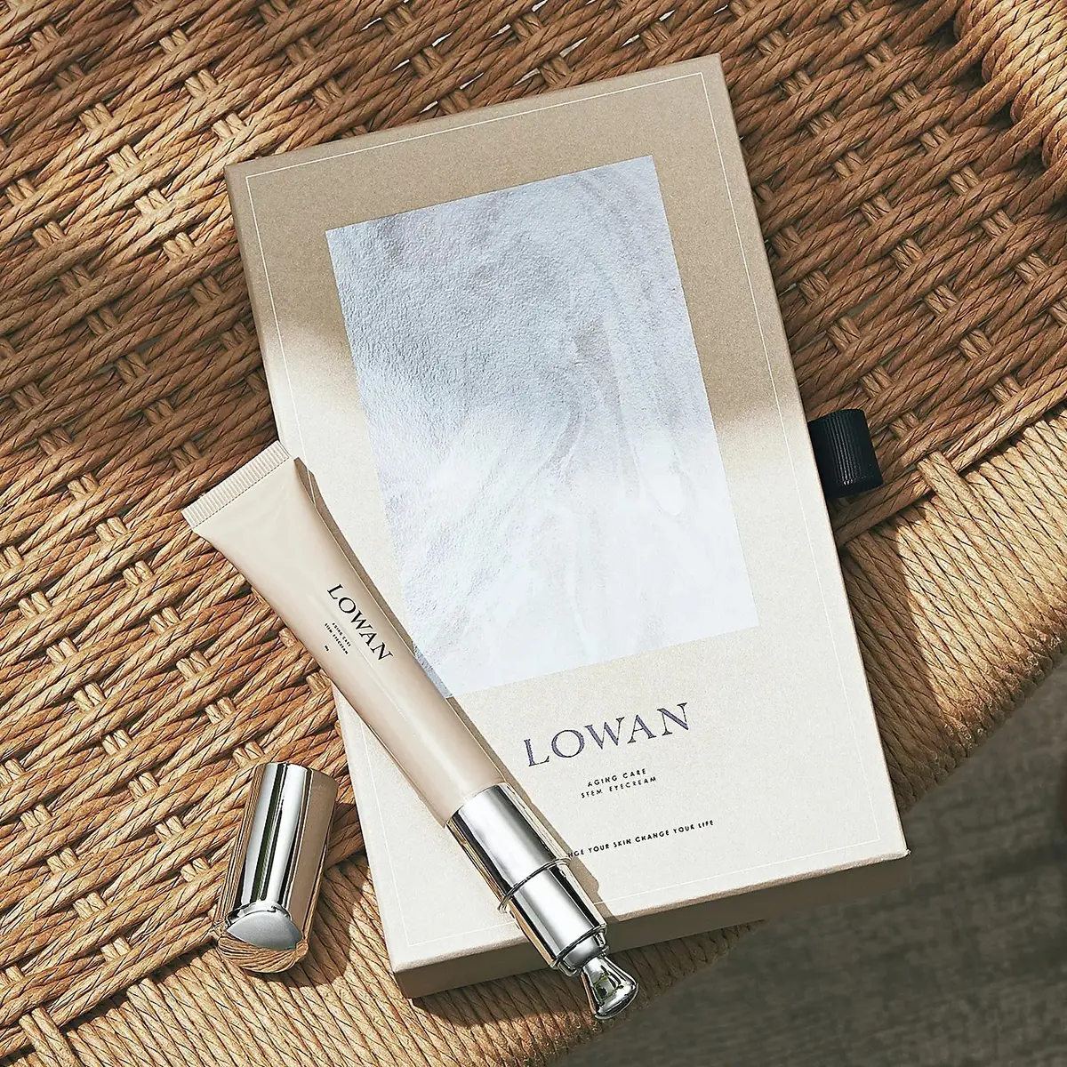 LOWAN LOWAN STEM EYECREAM ￥9,980（税込）
