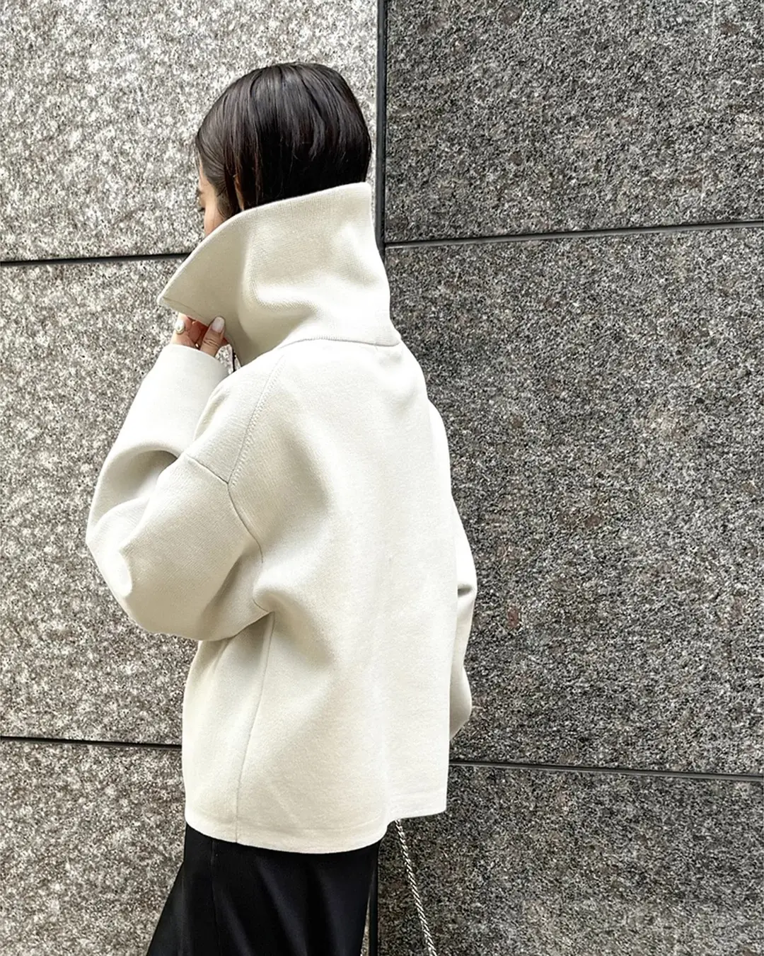 冬から春へ、装いをつなぐ「ビッグカラーニの画像_4