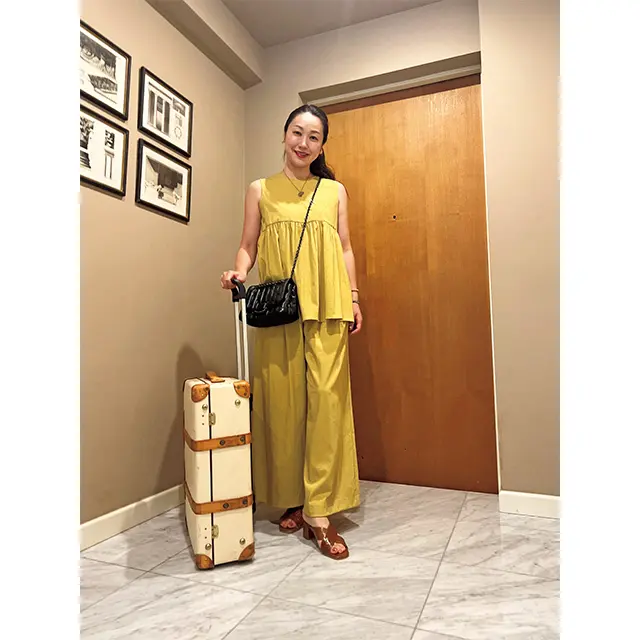 大好きなアイボリーの 『グローブ・トロッター』。 軽くて丈夫、デザインもツボ！ （ MINAKOさん ）