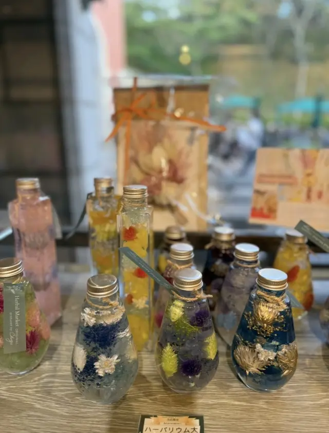 R13のブラックデニムで大人カジュアルコの画像_20