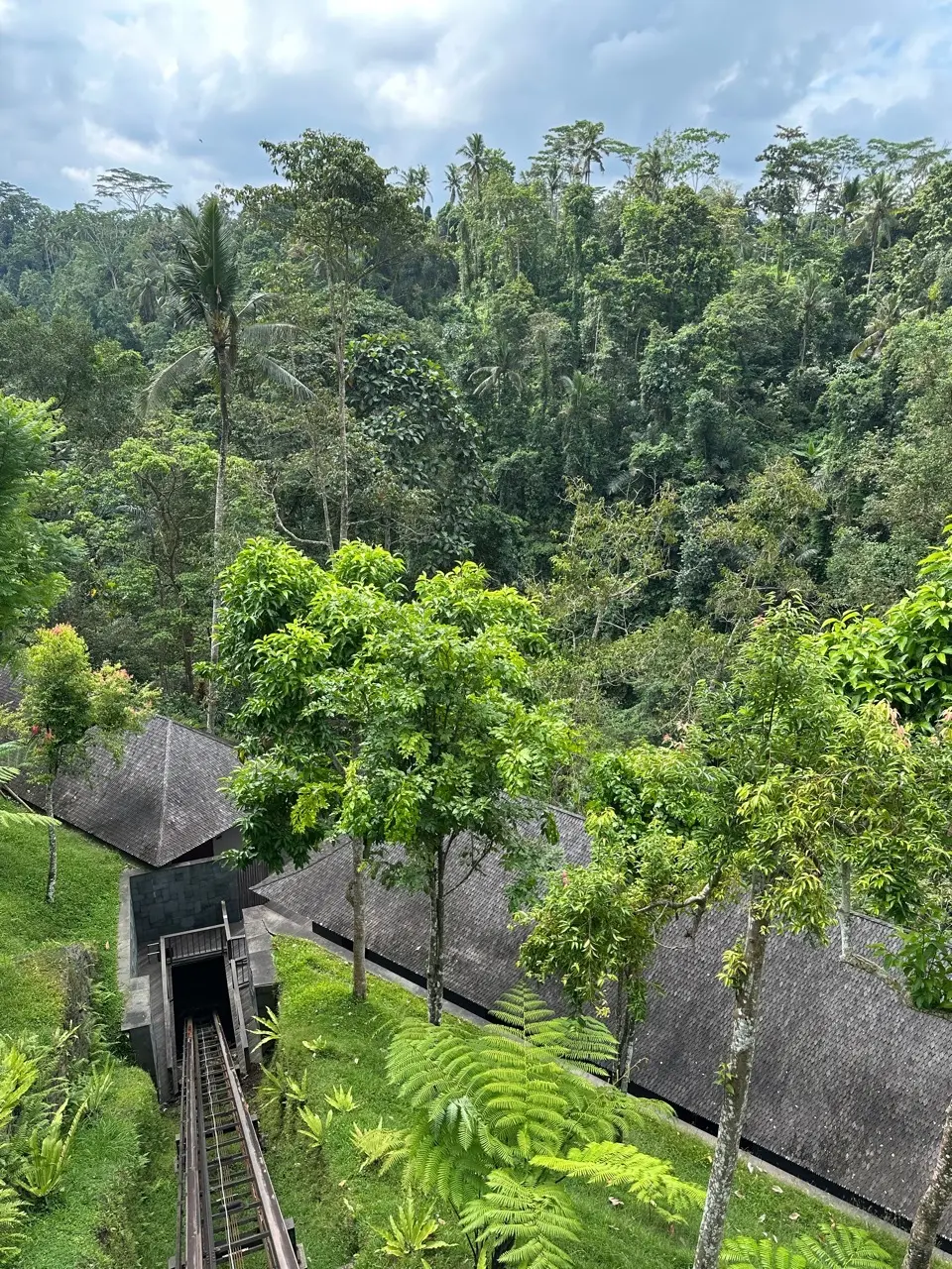 星のやバリ　スパ