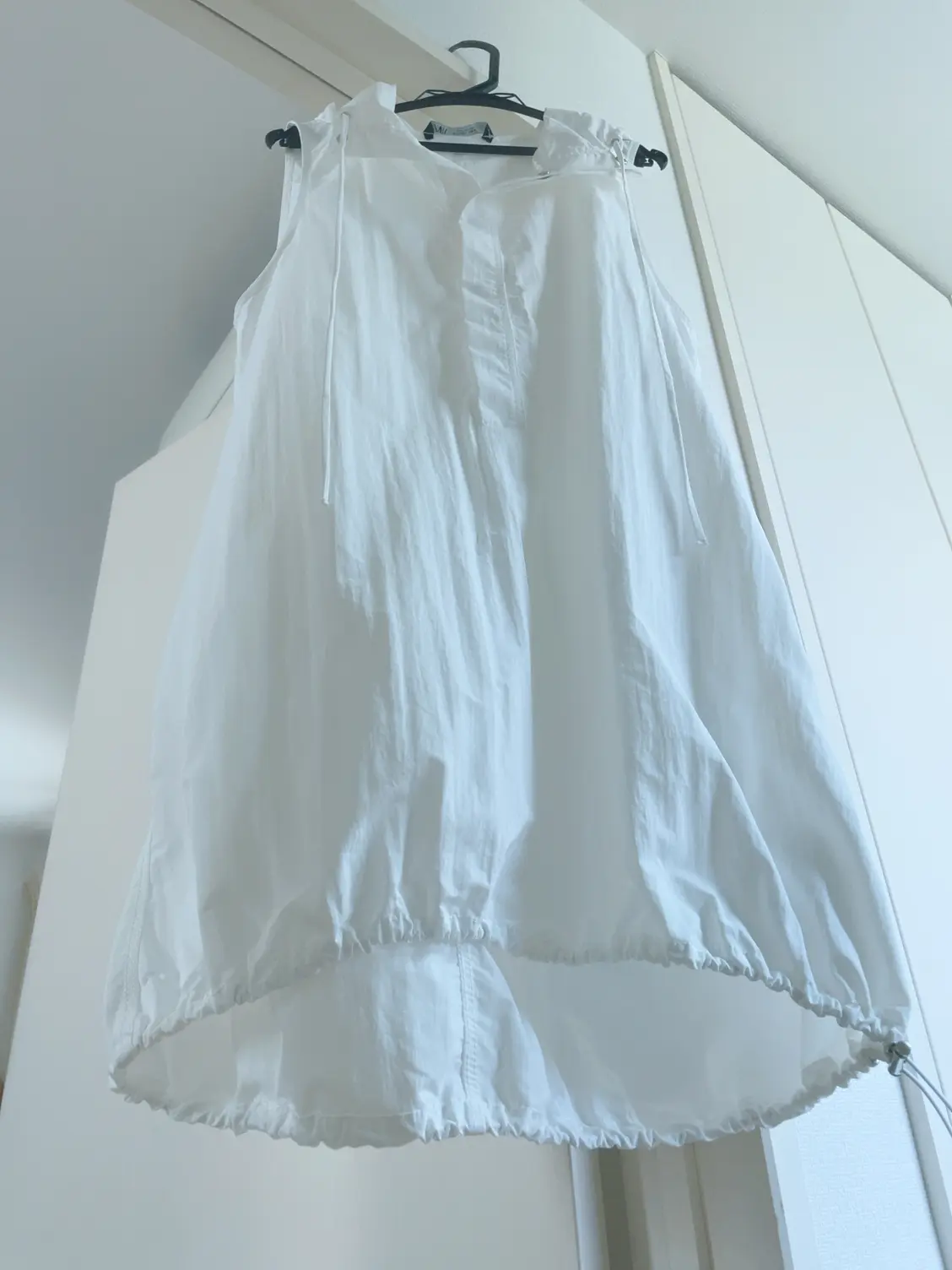 ZARAで見つけた♡フードナイロンワンピの画像_2